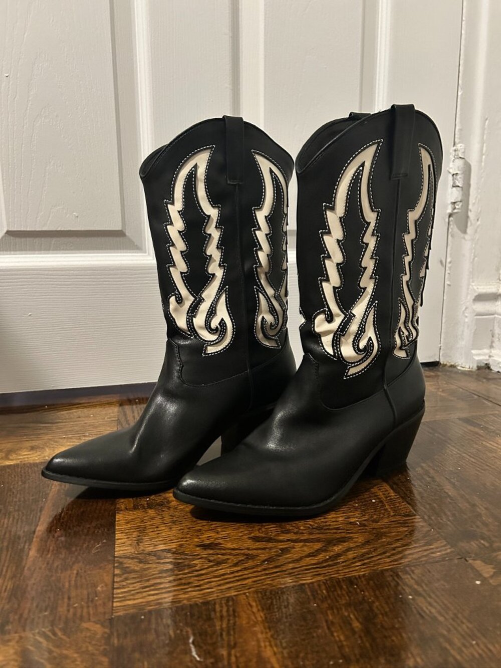 Billini Cowboy Boots - Size 6 - Picture 2 of 8